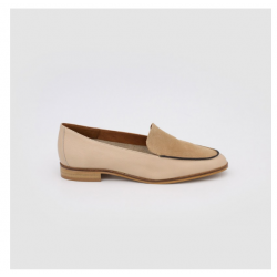 Mocasín plano mujer beige