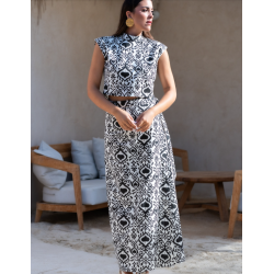 Conjunto de top y falda