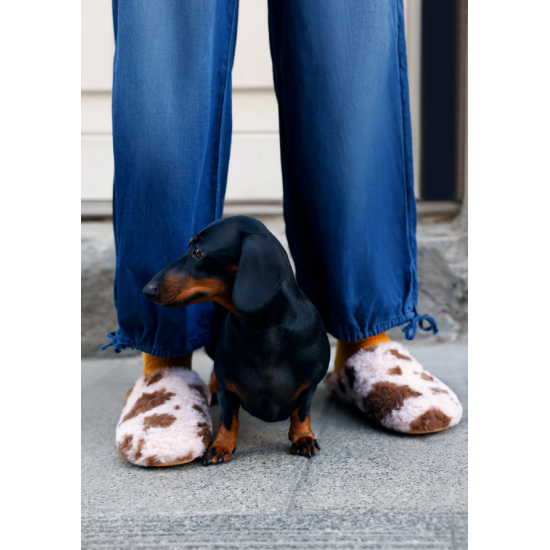 Zapatilla de casa estampado animal pelo