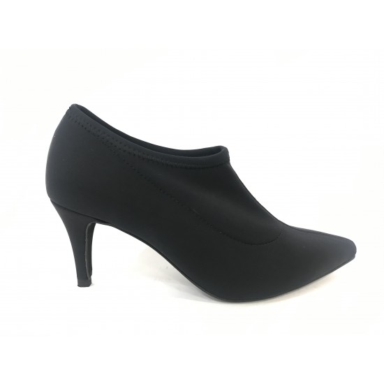 Zapato abotinado strech negro