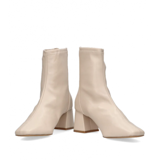 Botín beige liso tacón midi