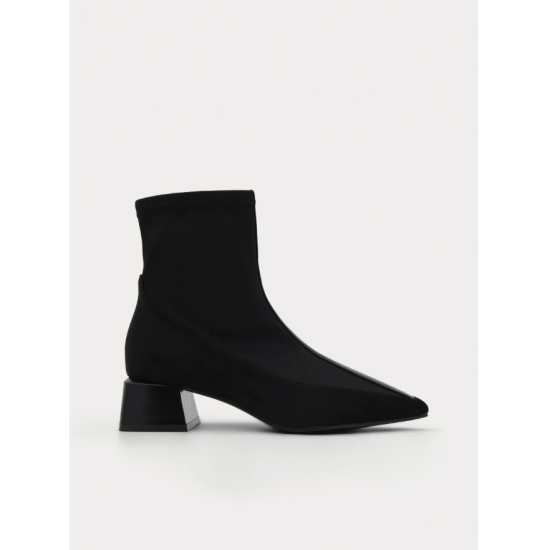  Botin negro tacón midi punta charol