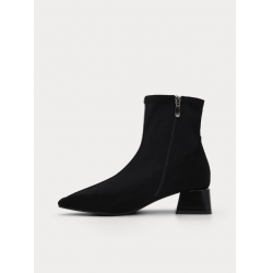  Botin negro tacón midi punta charol