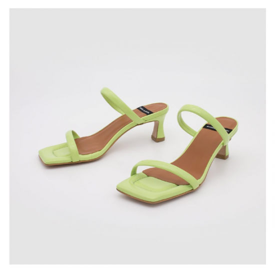 Sandalia tiras verde