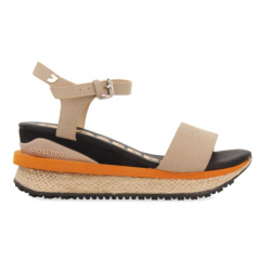 Sandalias deportivas beige con cuña