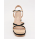 Sandalias de tacón con plataforma de yute y detalles negros