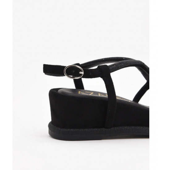 Sandalias planas negras con tiras cruzadas con strass