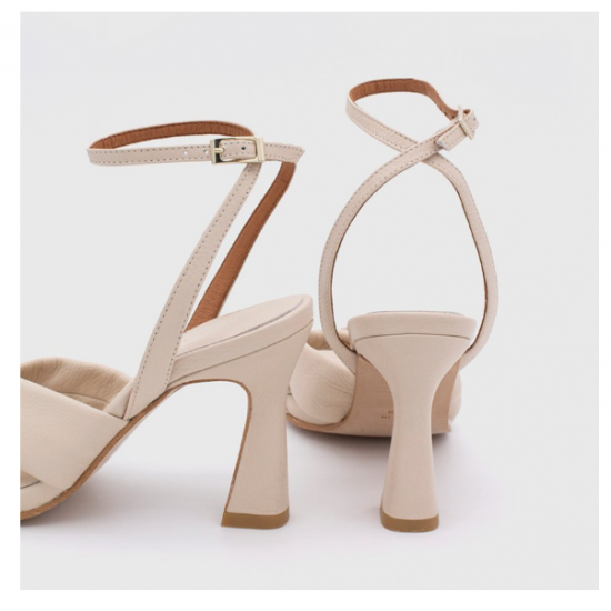 Sandalias de mujer con tacón alto