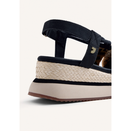 Sandalias con bordado bicolor y cuña forrada estilo rafia