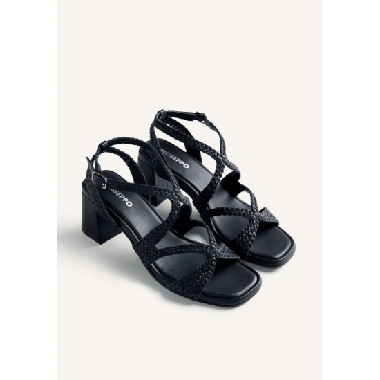 Sandalia piel negra con tacón REF: 79218-NEGRO