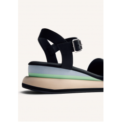 Sandalias estilo deportivo con cuña REF: 78086-NEGRO