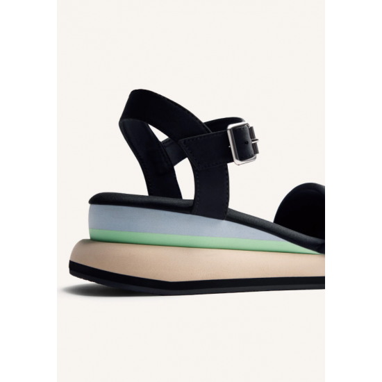 Sandalias estilo deportivo con cuña REF: 78086-NEGRO