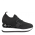 Sneaker negra elástico