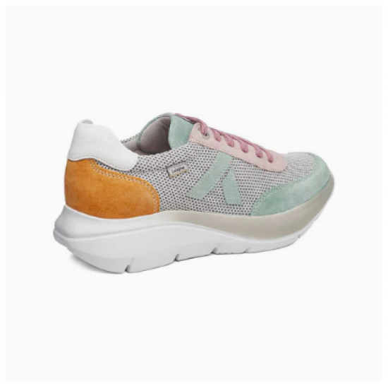 Sneaker algoritmo verde blanco rosa