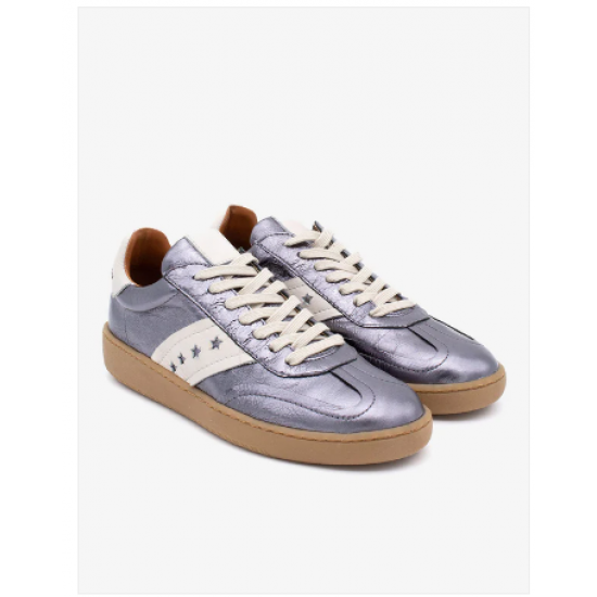 Sneakers de mujer elegantes con detalles bicolor y estrellas troqueladas de Piel metalizada 