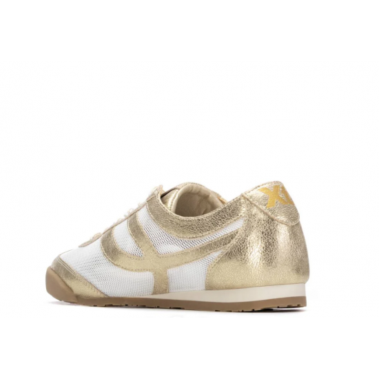 Zapatilla de mujer oro
