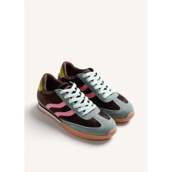 Zapatillas aterciopelas marrón contraste colores